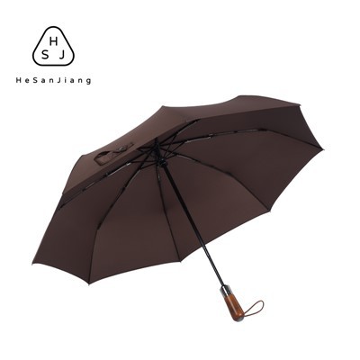 木製ハンドルの傘を洗うにはどうすればよいですか?